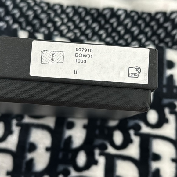 YSL CARD HOLDER BLACK - Picture 11 of 12